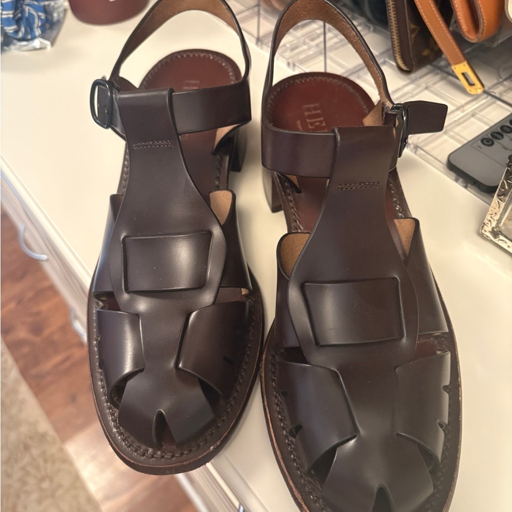 Hereu women’s gladiator sandals